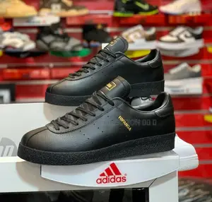 Adidas Topanga
