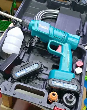 Powerful Cordless Makita Car Wash Machine