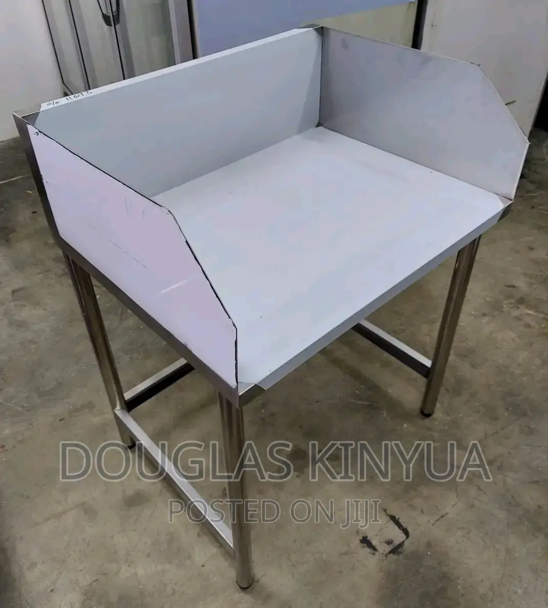Stainless Steel Burner Table.