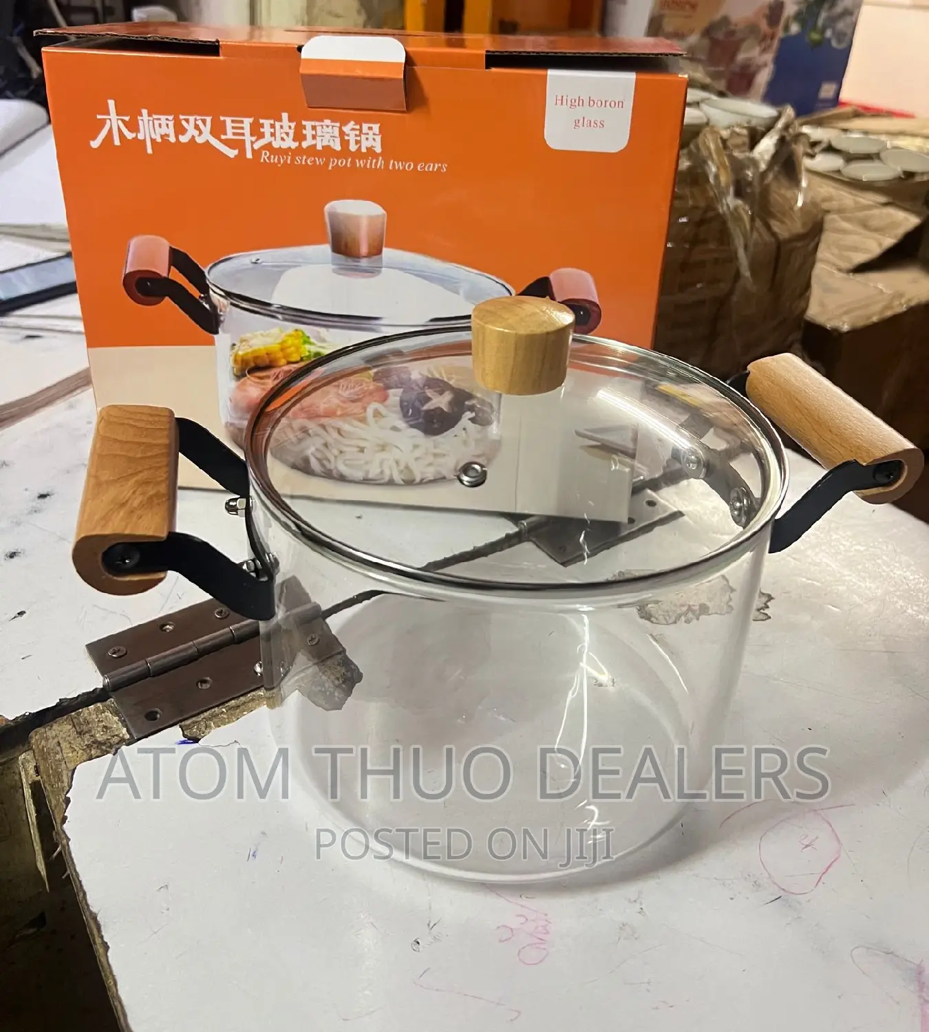 4.5 Glass Borosilicate Cooking Pot .