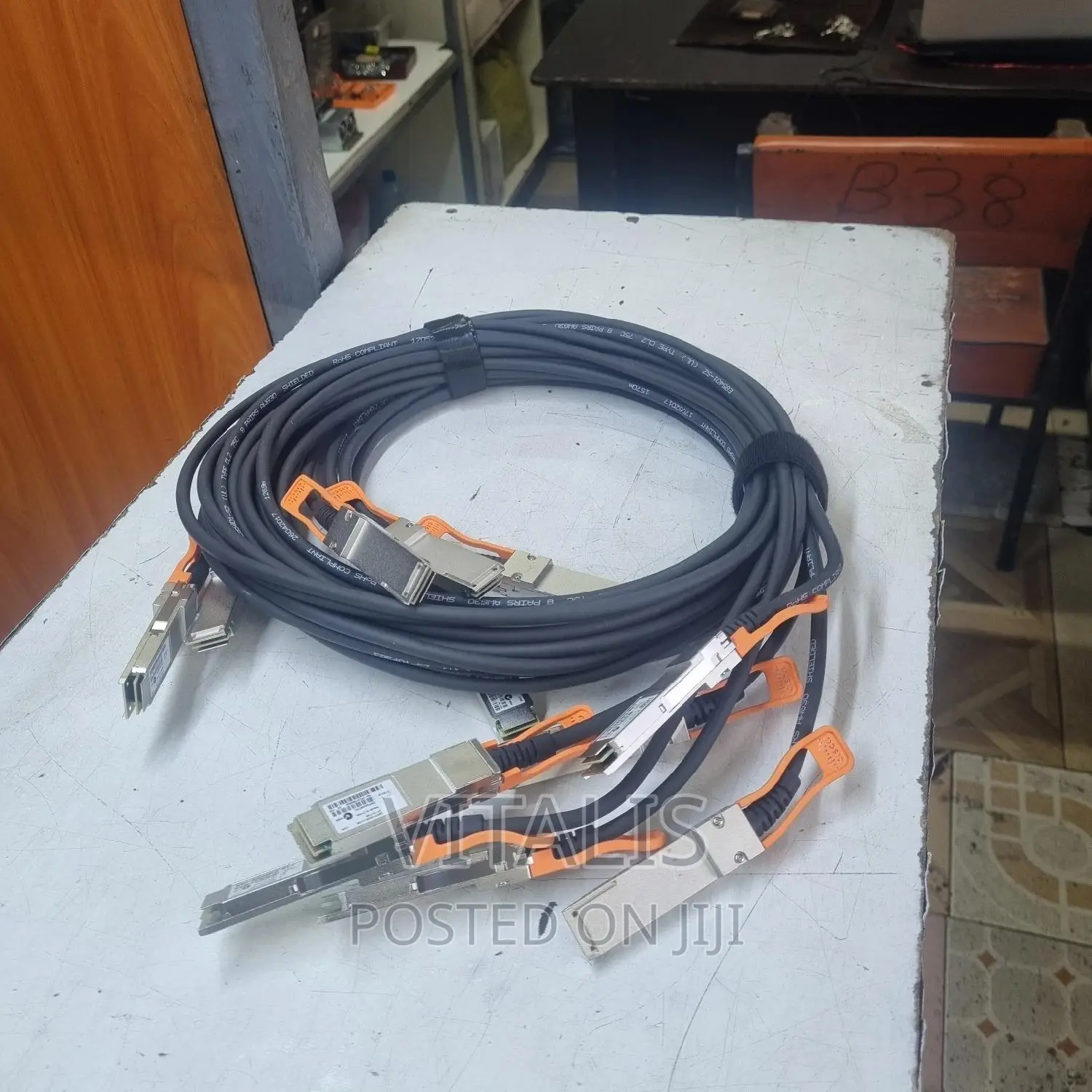Cisco 40g QSFP+ DAC Cables.