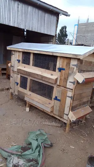 4 Door Chicken Cage/House
