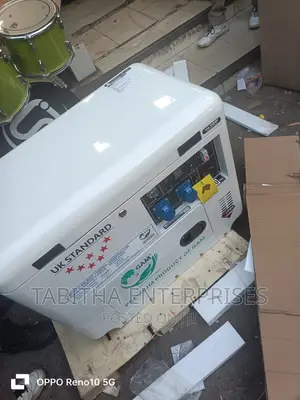 UK Standard Diesel Silent Generator
