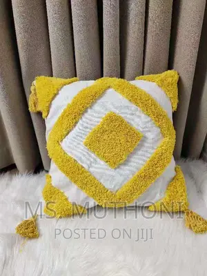 2 BOBO VINTAGE Pillow Cases