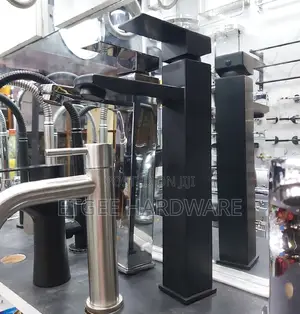 Long Neck Basin Tap Black H