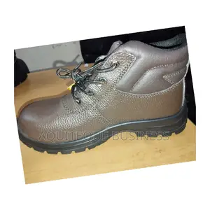 Endura Safety Boots