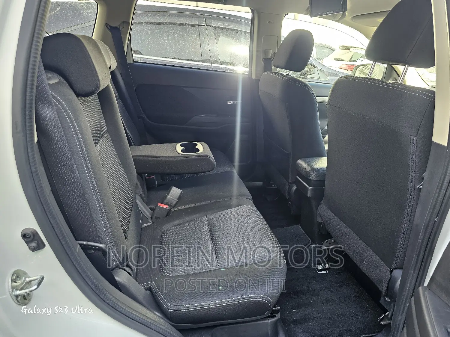 Mitsubishi Outlander 2017 Off white