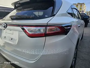 Toyota Harrier 2017 White