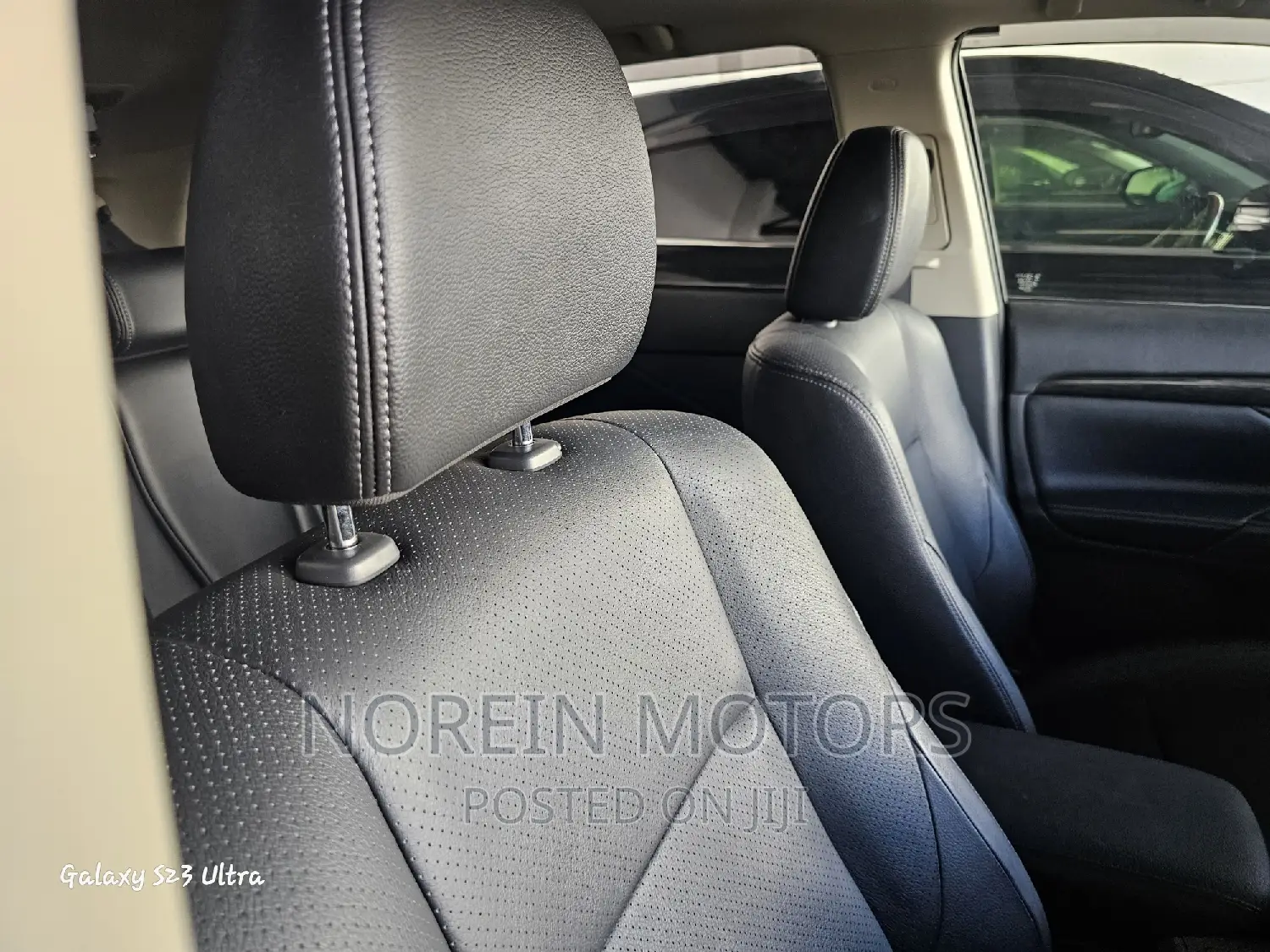 Mitsubishi Outlander 2017 Blue
