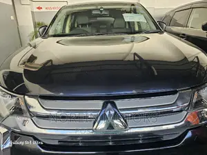 Mitsubishi Outlander 2017 Blue