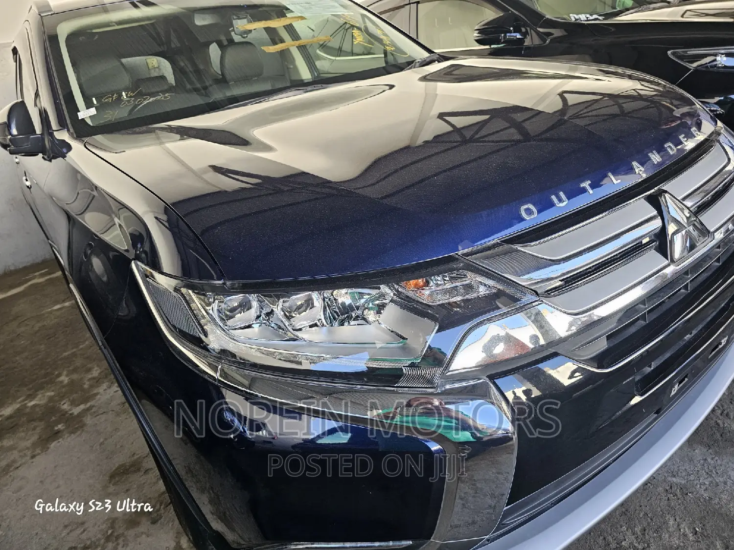 Mitsubishi Outlander 2017 Blue