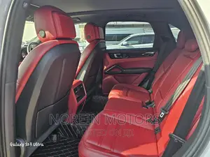Porsche Cayenne 2020 White