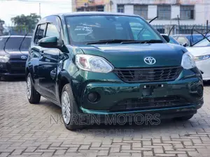 Toyota Passo 2017 Green