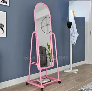 .Dressing Mirror With Wheel.