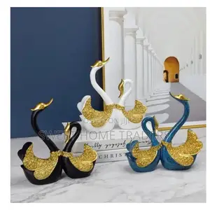 New Design Luxury Resin Creative Swan Couple