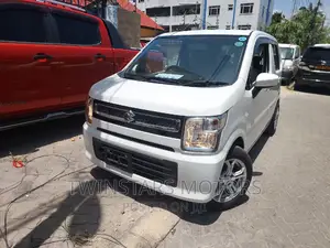 Suzuki Wagon R 660 Hybrid FWD 2017 White