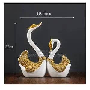 New Design Luxury Resin Creative Swan Couple