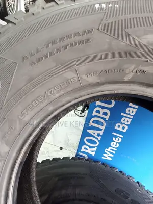 265/75r16 Goodyear Tyre