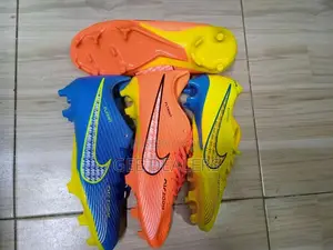 Kids Soccer/Football Boots Size 35-40