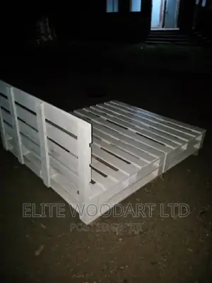 Detachable Pallet White Bed