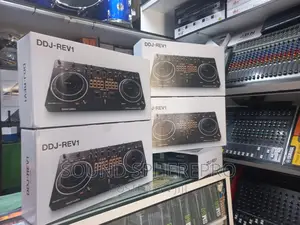 Serato DDJ-REV1 Dj Controller