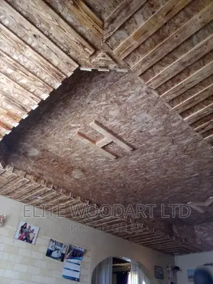 Strong Permanent Pallets Ceiling
