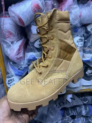 Brown Siwar Tactical Boots Suitable for Hiking 40-45