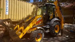 JCB 3CX Backhoe Loader- Made in England