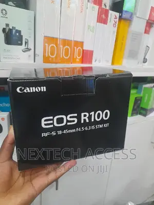 Canon Eos R100 With Rf_s 18_45mm