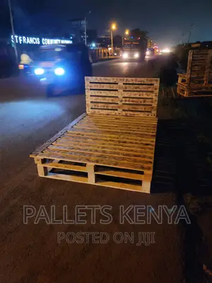 Pallet Bed- 5*6 Detachable and Blazed Pallet Bed. (FD01)