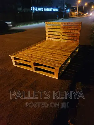 Pallet Bed- 5*6 Detachable and Blazed Pallet Bed. (FA07 )