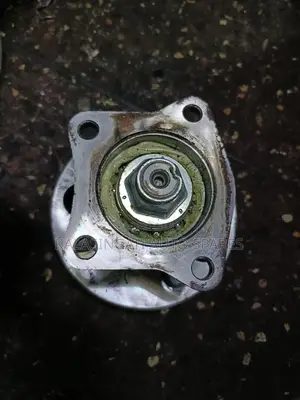 Rear Hub Corolla 100