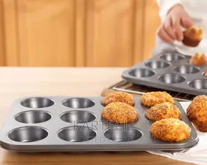 12 Holes Cupcake Baking Tins