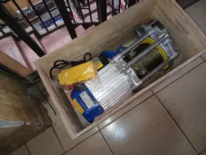 1.5 Tone Electric Hoist/Single Phased Motor