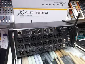 Behringer Xr18 18 Channel Stage Box