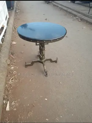 Executive Restaurant Table