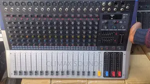 Powered Mixer 16 Chnl's Pro Mixer,.