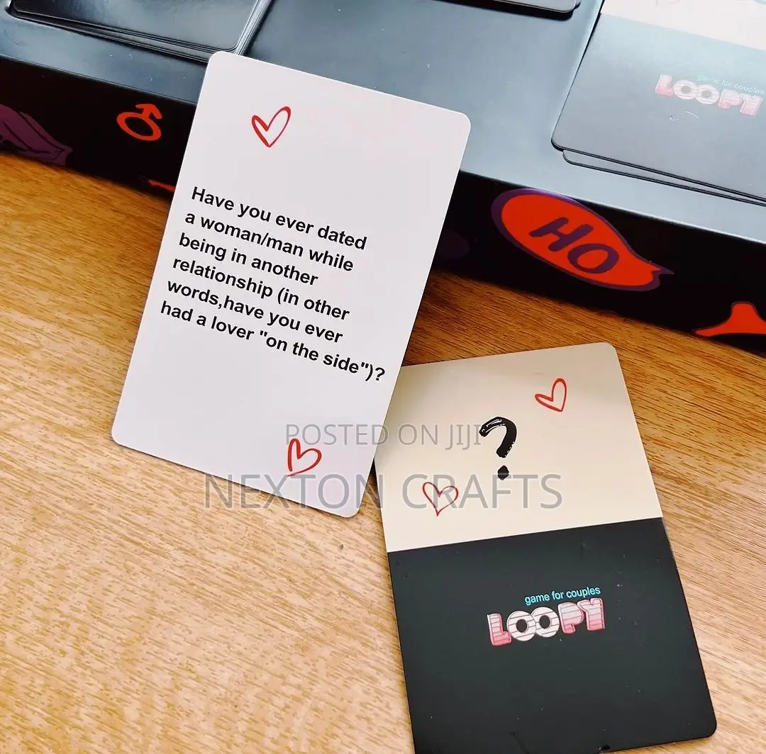 Loopy a Game for Couples, Cards