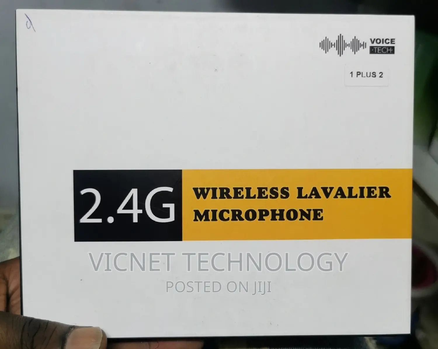 Dual 2 in 1 Wireless Lavalier Microphone 2.4ghz