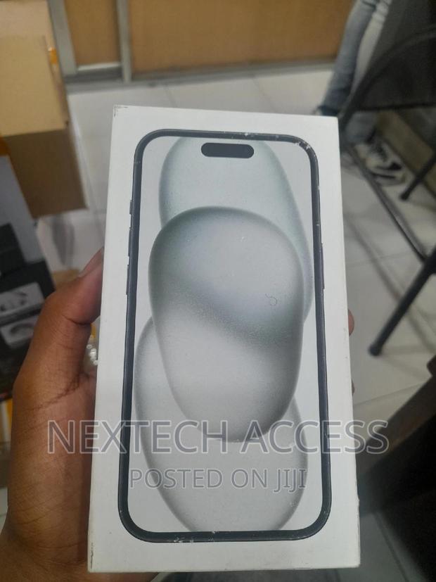 New Apple iPhone 15 128 GB Gray - thumbnail 2