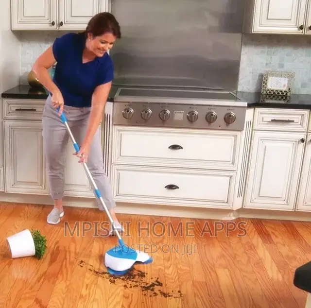 Hurricane Spin Broom