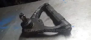 Toyota Dyna Front Arm