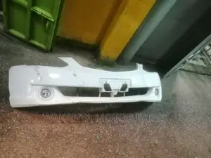 Toyota Caldina 2002/2003 Front Bumper + Fogs, Clean Ex Japan