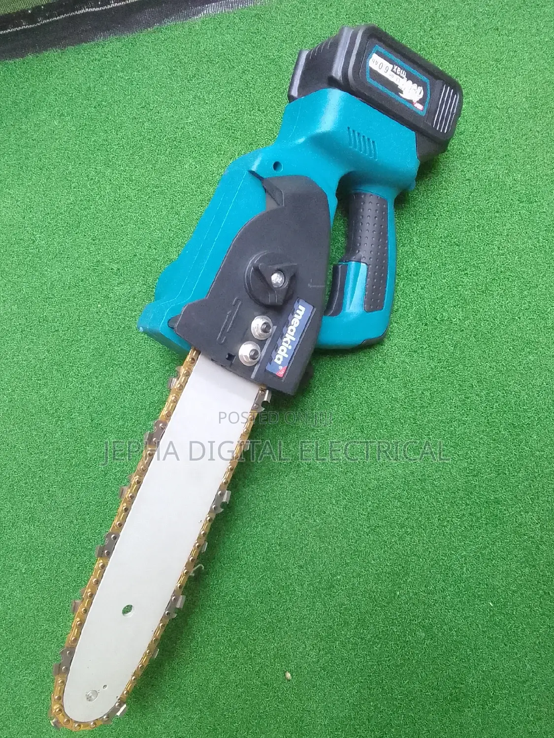 Cordless Chainsaw/Chainsaw