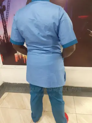 Buy Comfortable Medical Scrubs Easy to Wear