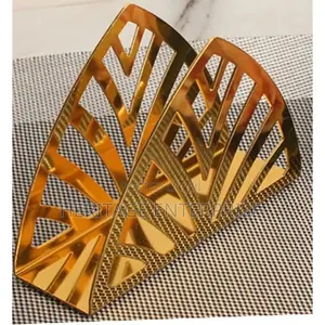 Servitte Holder Golden