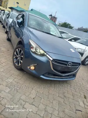 Mazda Demio 2016 Gray