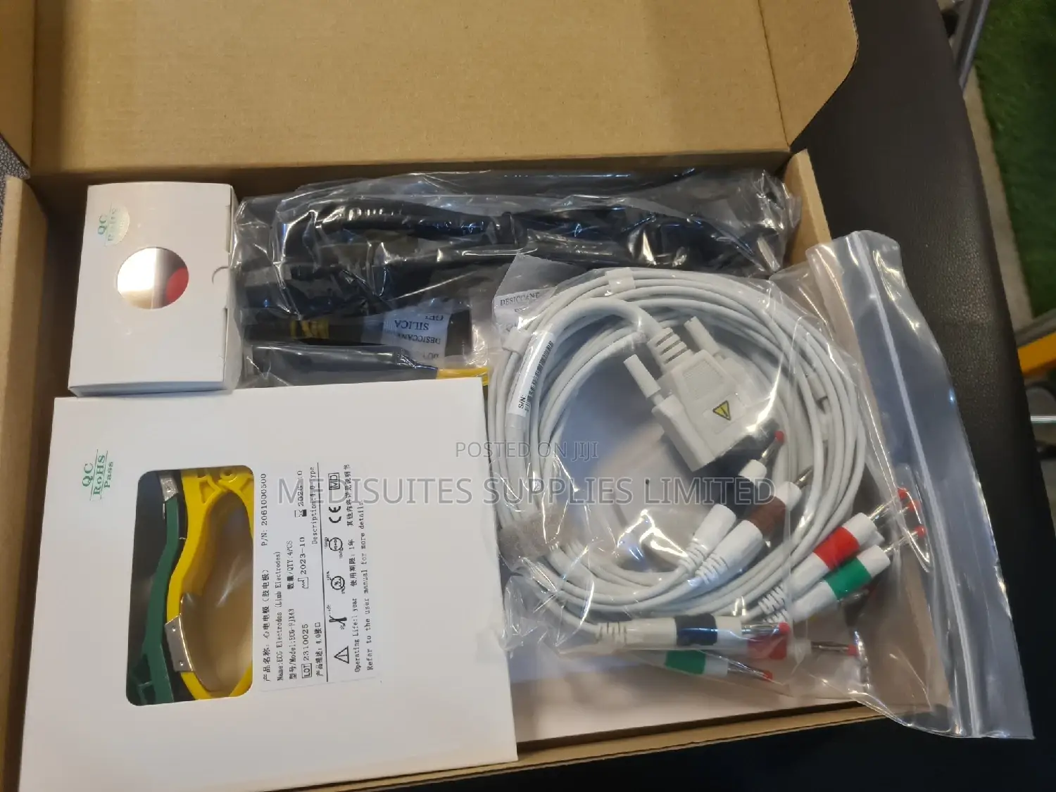 12 Channels Ecg Machine ( Zoncare)