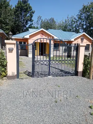 3bdrm Bungalow in Roimen, Matasia for sale