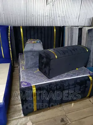 Chester Luxury Bed (Queen Size)